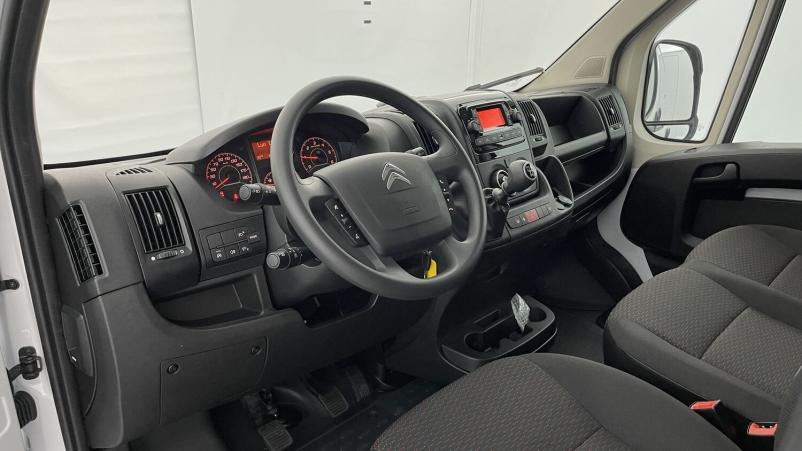 Vente en ligne Citroën Jumper Fourgon Jumper L2H2 35 2.2 BlueHDi 140ch Base au prix de 35 460 €