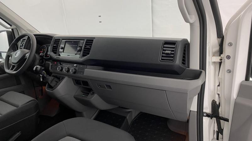 Vente en ligne Volkswagen Crafter Crafter van 30 L3H3 2.0 TDI 102ch ProFirst Carrier au prix de 36 900 €