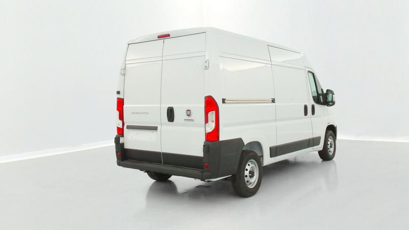 Vente en ligne Fiat Ducato Fourgon Ducato III 3.5 MH2 H3-Power 140ch au prix de 33 780 €