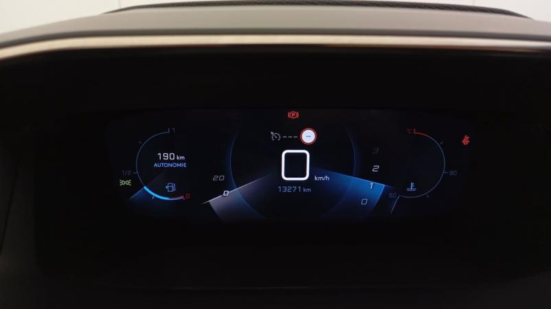 Vente en ligne Peugeot 2008 PureTech 100 S S BVM6 Allure Pack au prix de 19 230 €