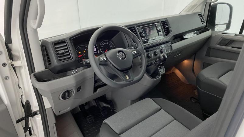 Vente en ligne Volkswagen Crafter Crafter van 30 L3H3 2.0 TDI 102ch ProFirst Carrier au prix de 36 900 €