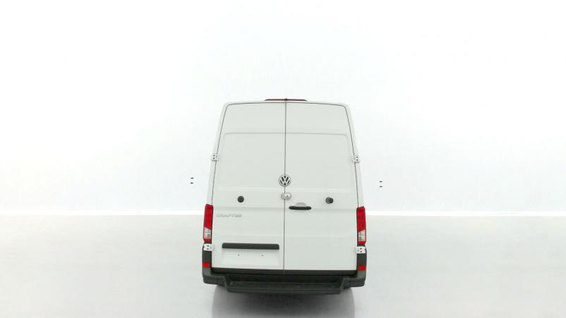 Vente en ligne Volkswagen Crafter Crafter van 30 L3H3 2.0 TDI 102ch ProFirst Carrier au prix de 36 900 €