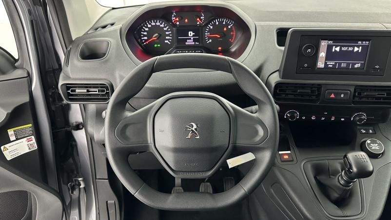 Vente en ligne Peugeot Partner Fourgon Partner M 650 1.5 BlueHDi 130ch 4WD by DANGEL au prix de 37 380 €