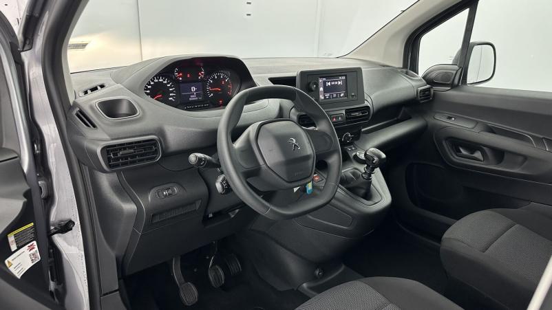 Vente en ligne Peugeot Partner Fourgon Partner M 650 1.5 BlueHDi 130ch 4WD by DANGEL au prix de 37 380 €