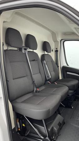 Vente en ligne Opel Movano Movano L2H2 35 2.2 BlueHDi 140ch Essentia au prix de 33 780 €