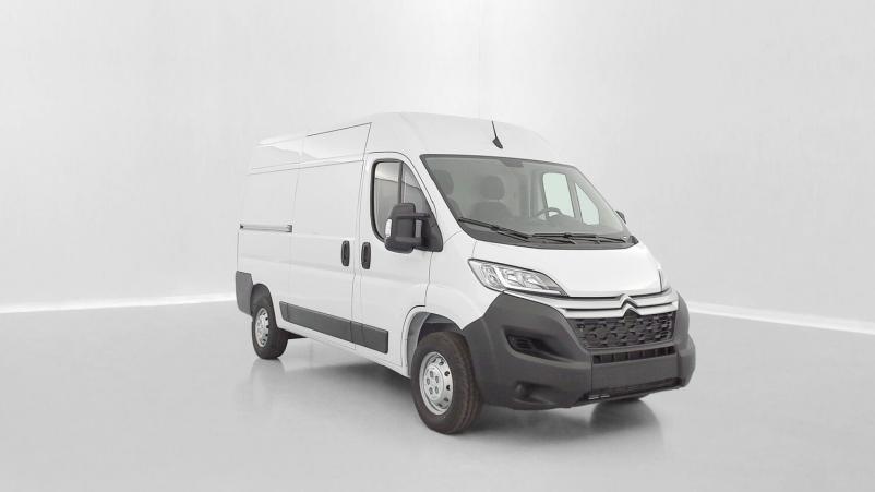 Vente en ligne Citroën Jumper Fourgon Jumper L2H2 35 2.2 BlueHDi 140ch Base au prix de 35 460 €