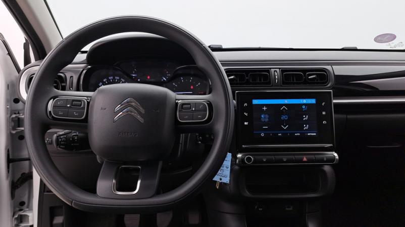 Vente en ligne Citroën C3  1.2 PureTech VTi S&S 82ch Manuelle/5 Graphic au prix de 11 270 €