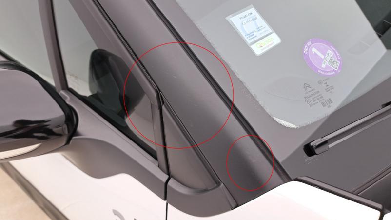 Vente en ligne Citroën C3  1.2 PureTech VTi S&S 82ch Manuelle/5 Graphic au prix de 11 270 €