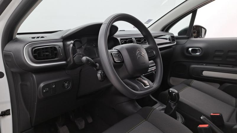 Vente en ligne Citroën C3  1.2 PureTech VTi S&S 82ch Manuelle/5 Graphic au prix de 11 270 €