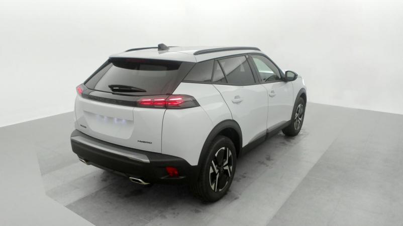 Vente en ligne Peugeot 2008 Hybrid 136 e-DCS6 Allure au prix de 27 790 €