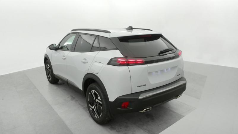 Vente en ligne Peugeot 2008 Hybrid 136 e-DCS6 Allure au prix de 27 790 €