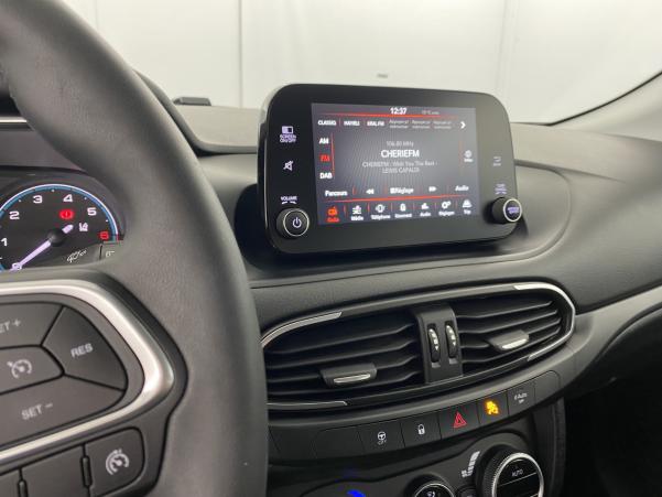 Vente en ligne Fiat Tipo 1.5 FireFly Turbo 130ch Pack Hybrid DCT7 au prix de 17 990 €