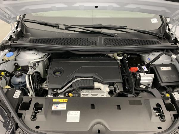Vente en ligne Peugeot 3008 HYBRID 136 E-DCS6 GT au prix de 38 600 €