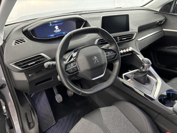 Vente en ligne Peugeot 3008 1.2 PureTech 130ch Allure au prix de 17 980 €