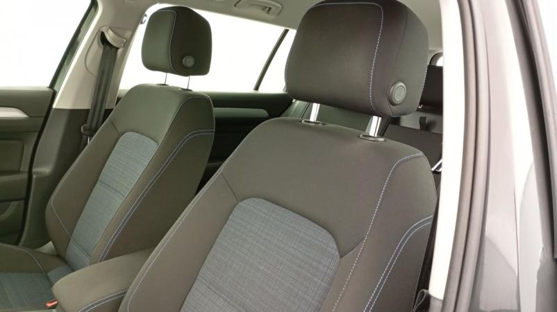 Vente en ligne Volkswagen Passat SW 1.4 TSI Hybride Rechargeable DSG6 GTE au prix de 25 410 €