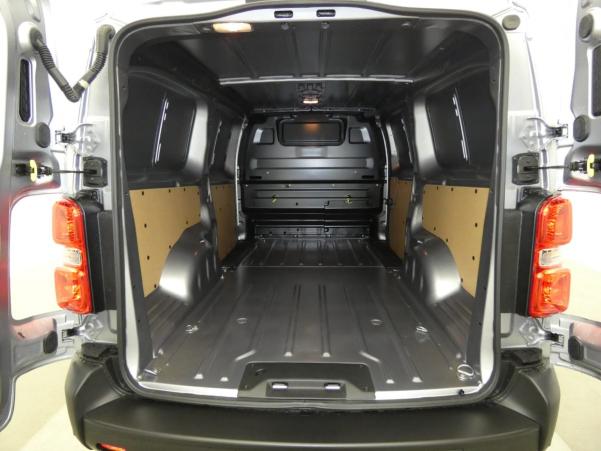 Vente en ligne Citroën Jumpy Fourgon XL BLUEHDI 180 S S EAT8 au prix de 31 900 €