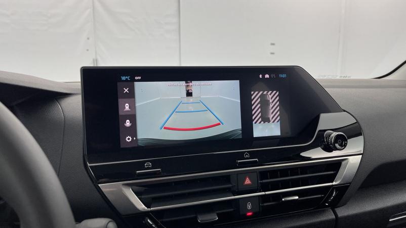 Vente en ligne Citroën C4 C4 III 1.2 PureTech 130ch Plus au prix de 20 210 €