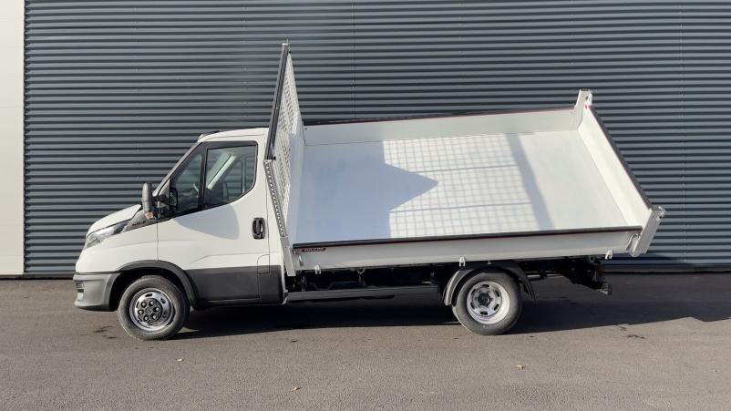 Vente en ligne Iveco Daily Daily III 35C16H 3.0 3450 160ch Tri-Benne JPM au prix de 53 740 €