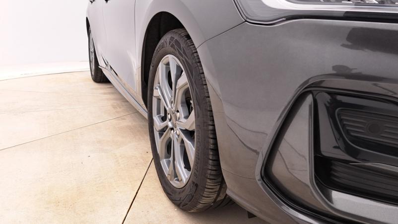 Vente en ligne Ford Focus 5P 1.0 EcoBoost mHEV 155ch Automatique/7 St-line x au prix de 27 710 €