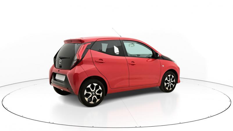 Vente en ligne Toyota Aygo 5P 1.0 VVTi 72ch Automatique/5 X-play au prix de 15 030 €