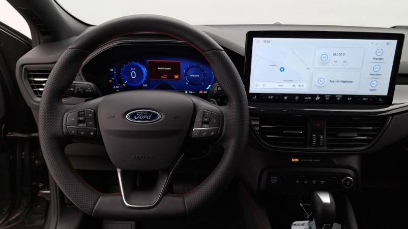 Vente en ligne Ford Focus 5P 1.0 EcoBoost mHEV 155ch Automatique/7 St-line x au prix de 27 710 €