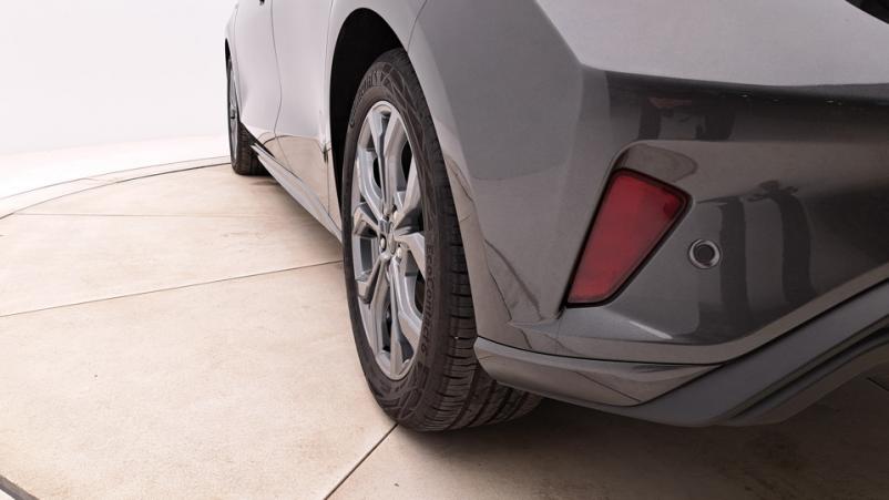 Vente en ligne Ford Focus 5P 1.0 EcoBoost mHEV 155ch Automatique/7 St-line x au prix de 27 710 €
