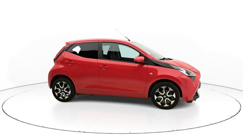 Vente en ligne Toyota Aygo 5P 1.0 VVTi 72ch Automatique/5 X-play au prix de 15 030 €