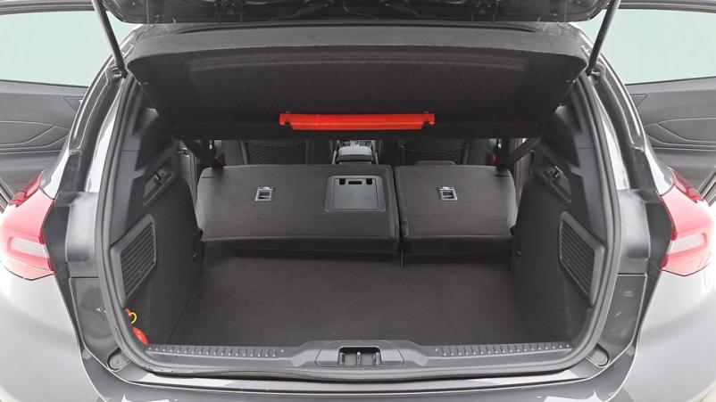 Vente en ligne Ford Focus 5P 1.0 EcoBoost mHEV 155ch Automatique/7 St-line x au prix de 27 710 €