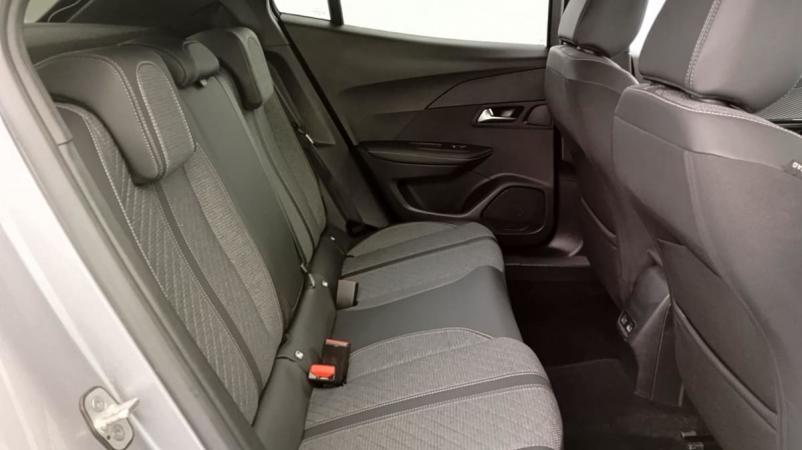 Vente en ligne Peugeot 2008 PureTech 100 S S BVM6 Allure au prix de 19 650 €
