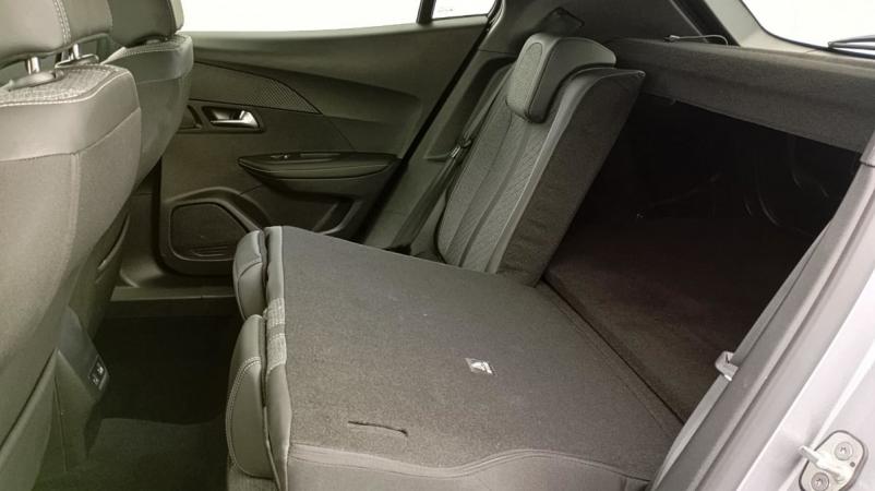 Vente en ligne Peugeot 2008 PureTech 100 S S BVM6 Allure au prix de 19 650 €