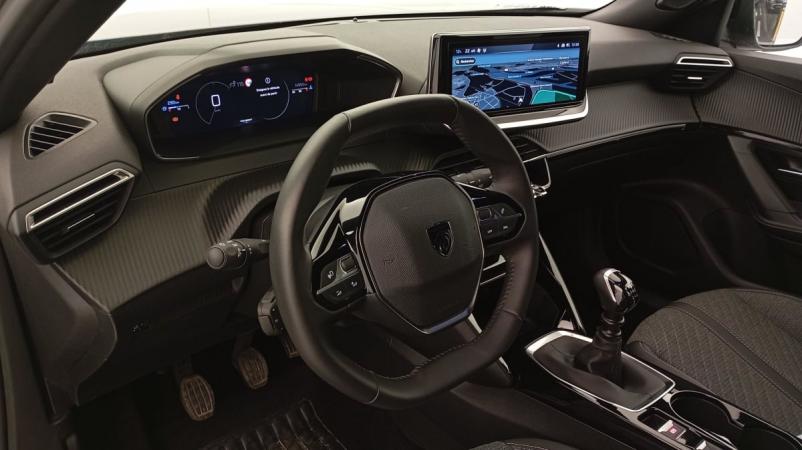 Vente en ligne Peugeot 2008 PureTech 100 S S BVM6 Allure au prix de 19 650 €