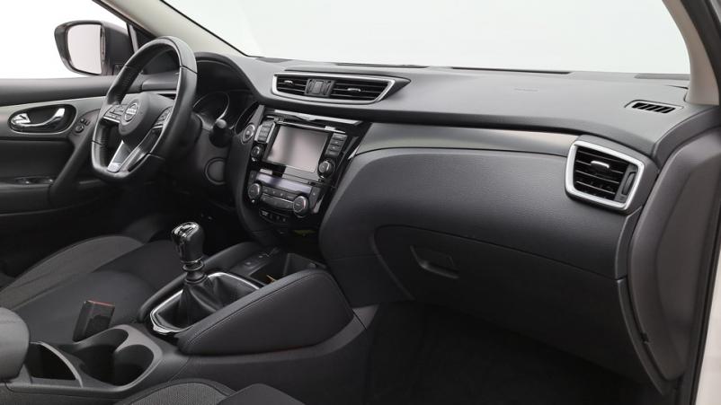 Vente en ligne Nissan Qashqai 3  1.3 DIG-T 140ch Manuelle/6 N-connecta au prix de 16 550 €