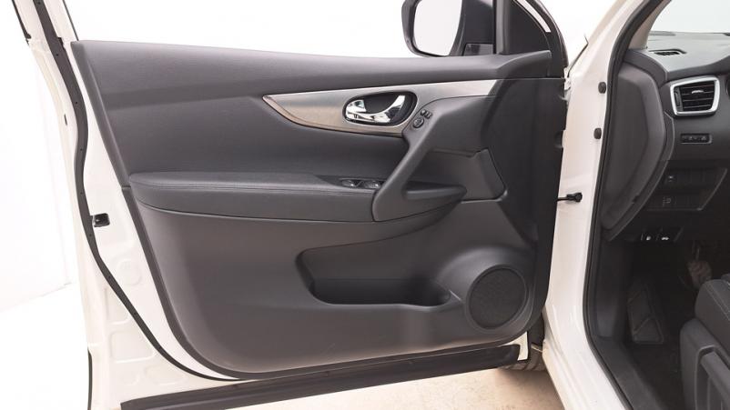 Vente en ligne Nissan Qashqai 3  1.3 DIG-T 140ch Manuelle/6 N-connecta au prix de 16 550 €