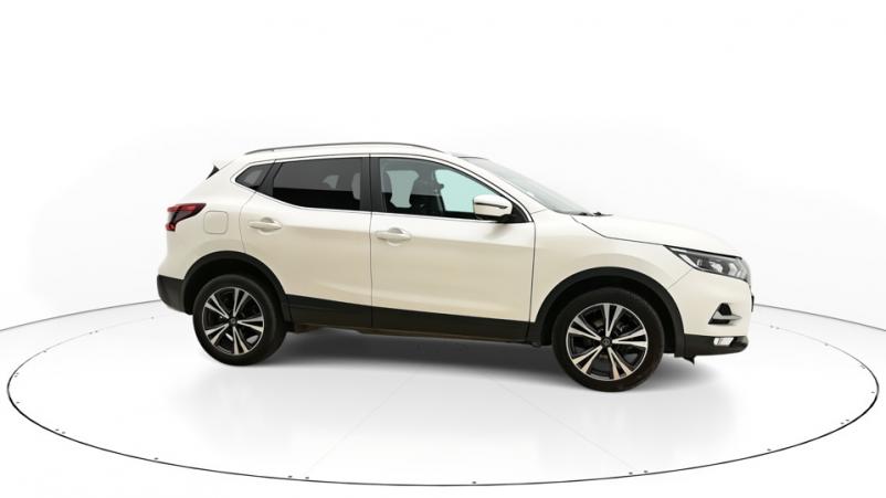 Vente en ligne Nissan Qashqai 3  1.3 DIG-T 140ch Manuelle/6 N-connecta au prix de 16 550 €