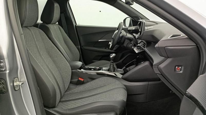 Vente en ligne Peugeot 2008 PureTech 100 S S BVM6 Allure au prix de 19 650 €