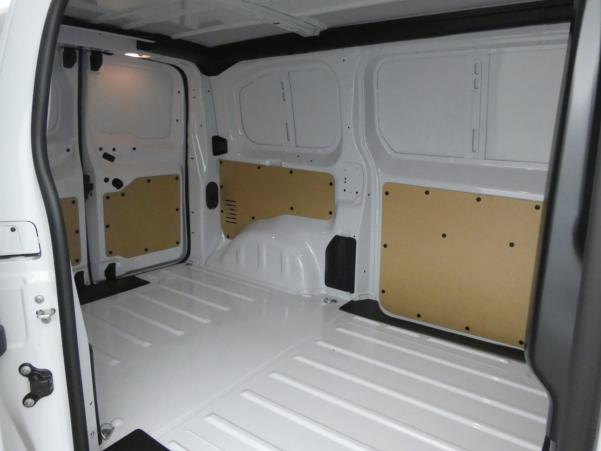Vente en ligne Peugeot Expert M BLUEHDI 145 BVM6 au prix de 29 180 €
