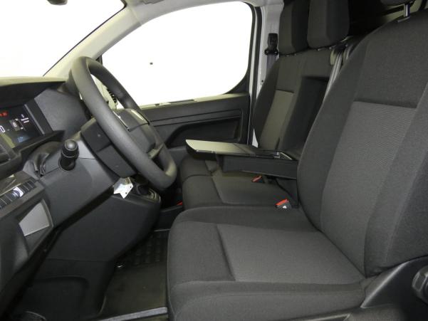 Vente en ligne Peugeot Expert M BLUEHDI 145 BVM6 au prix de 29 180 €