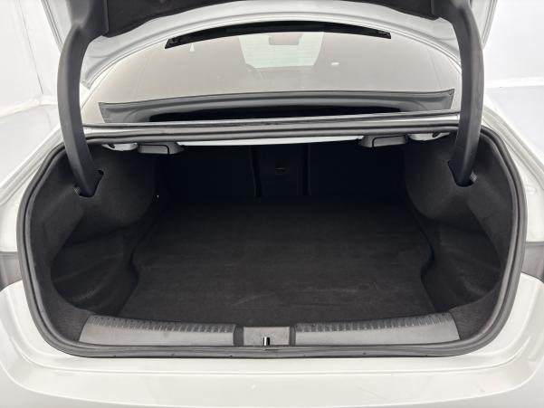Vente en ligne Mercedes CLA 250 e 218ch AMG Line 8G-DCT Suréquipée + Toit ouvrant au prix de 43 990 €