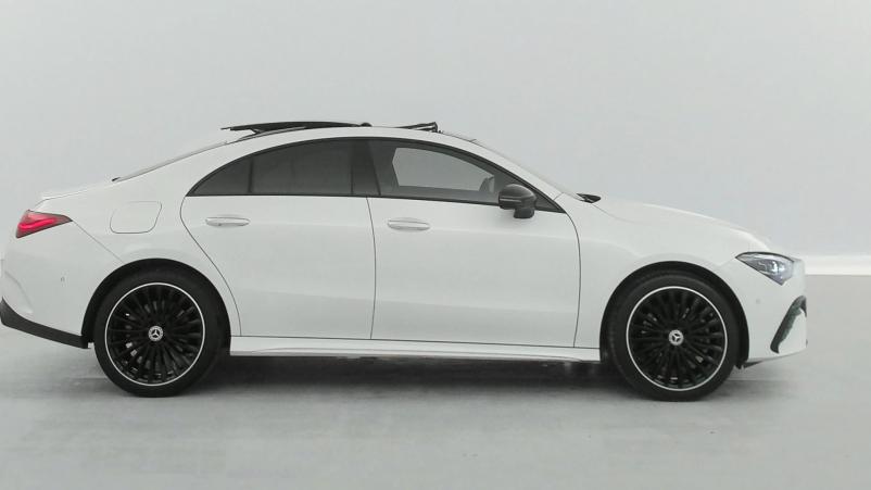 Vente en ligne Mercedes CLA 250 e 218ch AMG Line 8G-DCT Suréquipée + Toit ouvrant au prix de 43 990 €