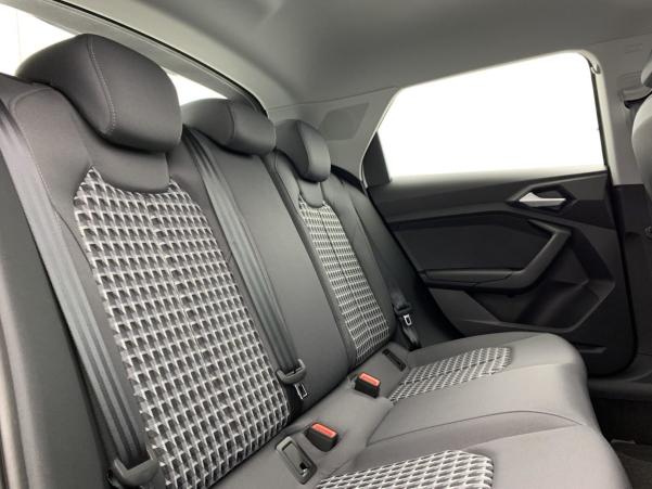 Vente en ligne Audi A1 30 TFSI 116 CH S TRONIC 7 ADVANCED au prix de 29 950 €