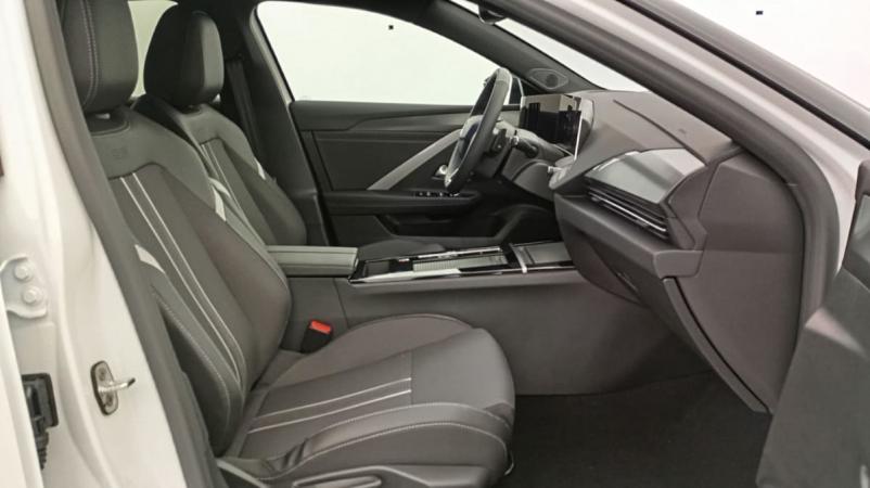 Vente en ligne Opel Astra 1.2 Turbo Hybride 136 ch e-DCT6 GS au prix de 26 240 €