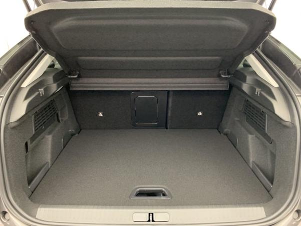 Vente en ligne Citroën C4 BlueHDi 130 EAT8 Max au prix de 26 240 €
