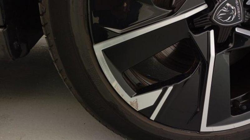 Vente en ligne Peugeot 508 SW PureTech 130 ch S S EAT8 GT Pack au prix de 28 090 €