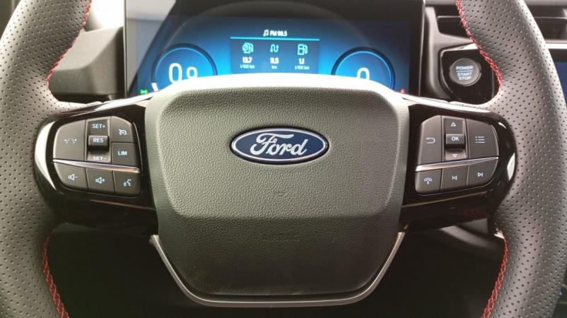 Vente en ligne Ford Puma 1.0 ECOBOOST 125 CH MHEV S S POWERSHIFT ST-LINE au prix de 25 730 €