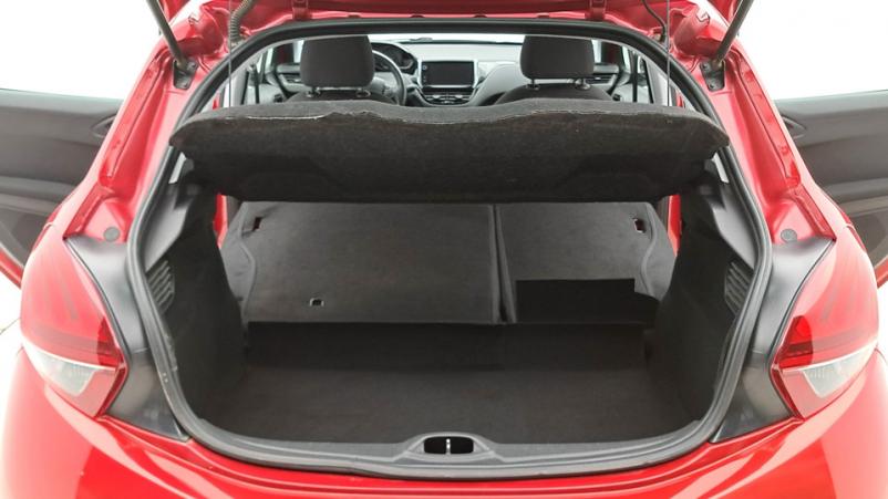 Vente en ligne Peugeot 208 5P 1.2 PureTech S&S 82ch Manuelle/5 Active au prix de 10 260 €