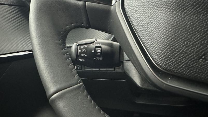 Vente en ligne Peugeot 208 208 II(2) 1.2 PureTech 75ch Active au prix de 18 410 €