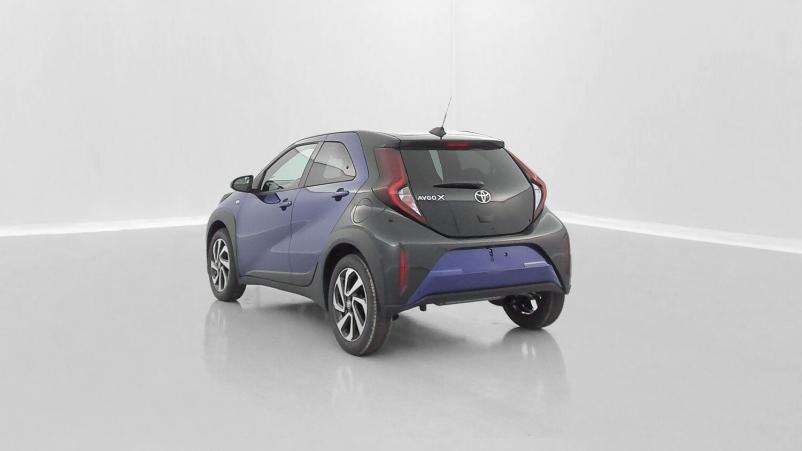 Vente en ligne Toyota Aygo Aygo x 1.0 VVT-i 72ch Design au prix de 17 400 €