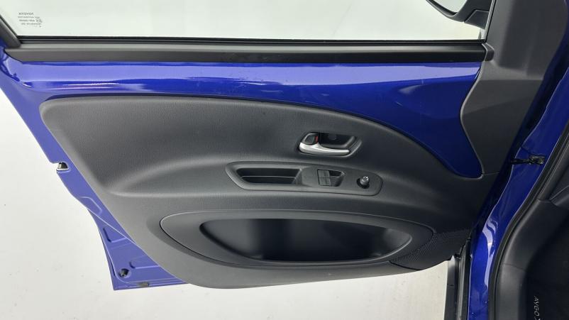 Vente en ligne Toyota Aygo Aygo x 1.0 VVT-i 72ch Design au prix de 17 400 €