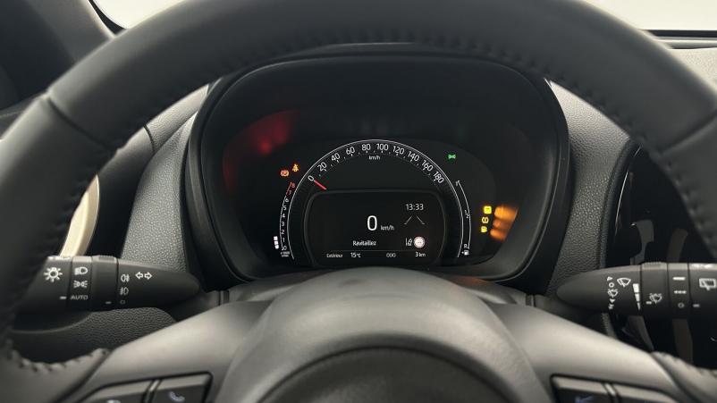 Vente en ligne Toyota Aygo Aygo x 1.0 VVT-i 72ch Design au prix de 17 400 €