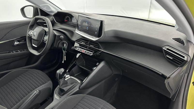 Vente en ligne Peugeot 208 208 II(2) 1.2 PureTech 75ch Active au prix de 18 410 €